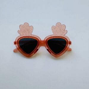 Carrot-Shaped Statement Sunglasses